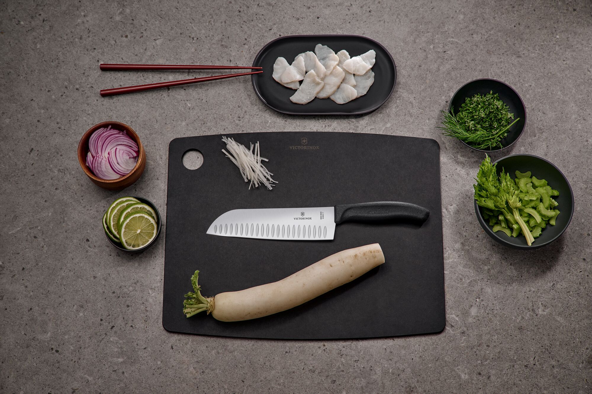 Victorinox Swiss Classic Santokumesser, Kullenschliff